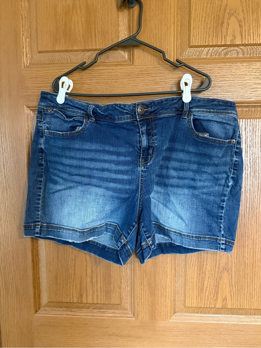 Women's Mid-Rise Blue Denim Jean Shorts